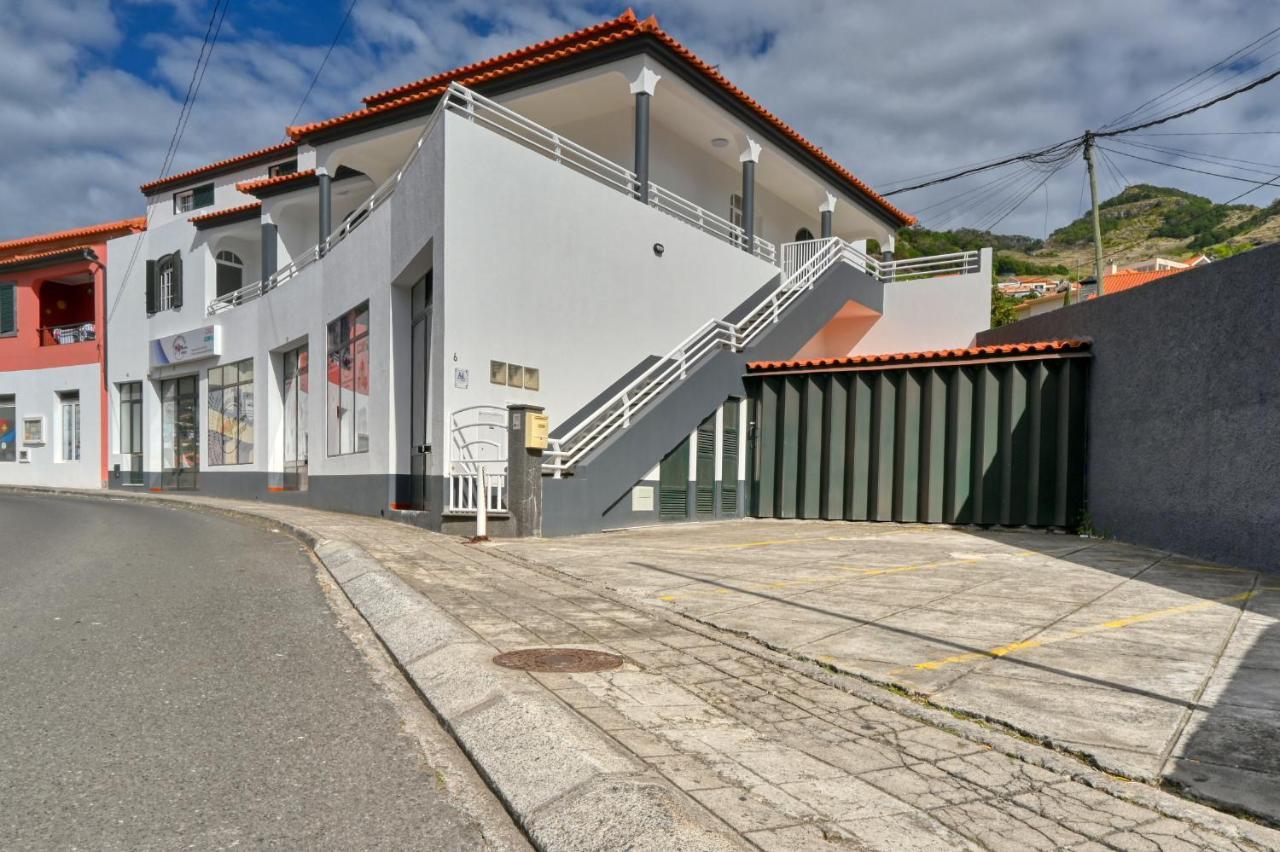 Nidia'S Place, A Home In Madeira Machico  Extérieur photo